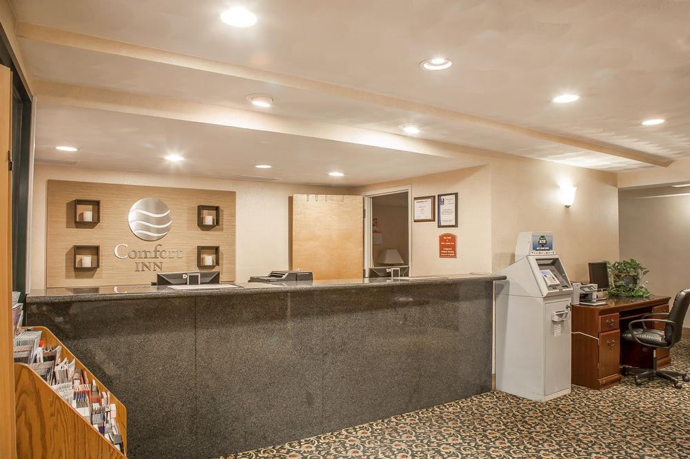 Comfort Inn At Newport Beach Middletown Exterior photo