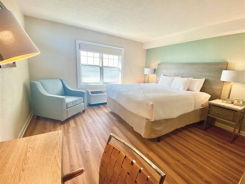 Comfort Inn At Newport Beach Middletown Exterior photo