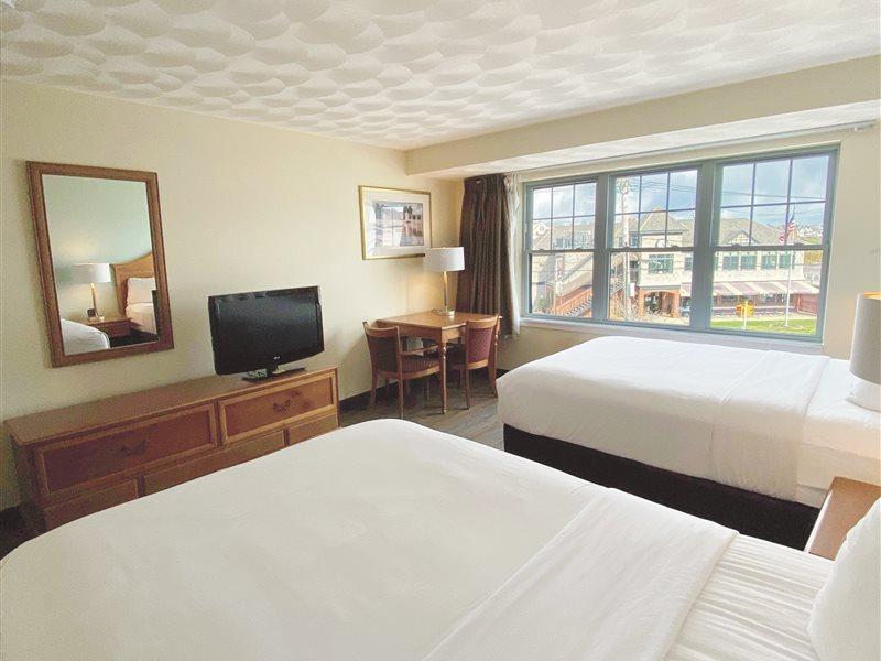 Comfort Inn At Newport Beach Middletown Exterior photo